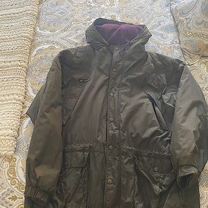 Columbia vintage hooded insulated winter jacket